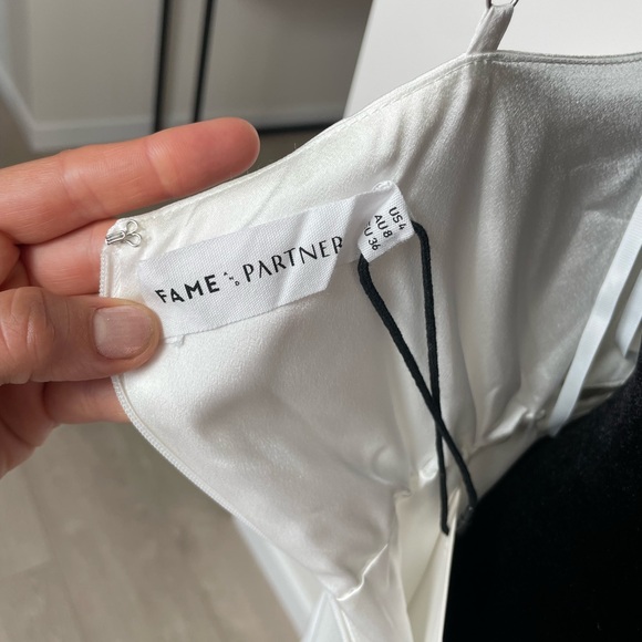 Size 4 Fame and Partners jumpsuit - Picture 4 of 8